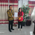 PENYERAHAN PIAGAM PENGHARGAAN KEMENKEU KEPADA DINAS PENDIDIKAN KABUPATEN NABIRE